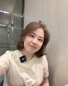 Ella Shao